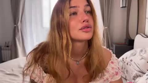 Anna online show from 06/28/26, 03:45