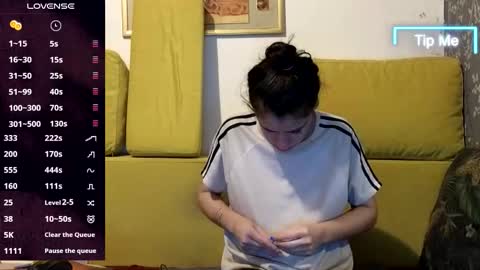 Anna online show from 11/18/25, 04:06