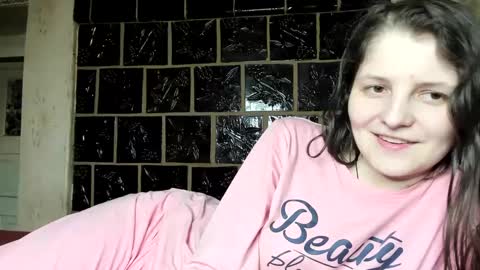annaahcharm online show from 12/16/24, 07:00
