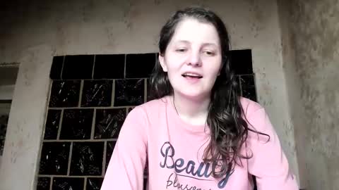 annaahcharm online show from 12/25/24, 08:50