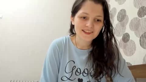 annaahcharm online show from 01/23/25, 10:54