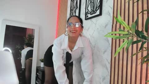 Annaarela online show from 10/06/25, 11:29