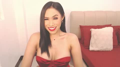 annabanana090690 online show from 10/30/25, 01:51