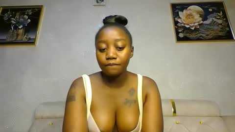 Annabel online show from 02/11/25, 04:56