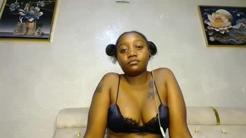Annabel online show from 02/19/25, 07:59