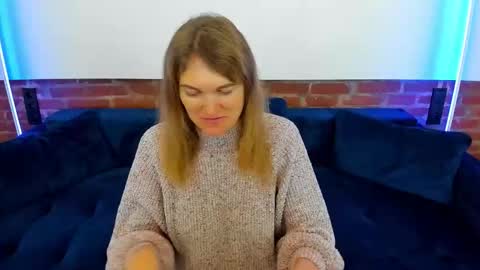 Snapshot of annabel_xxx chatting on 11/01/25, 06:37 Annabel online show from 11/01/25, 06:37