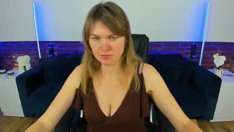 Annabel online show from 02/19/26, 06:37