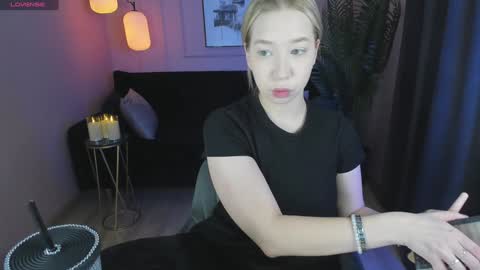 Annabelle online show from 12/08/24, 07:05