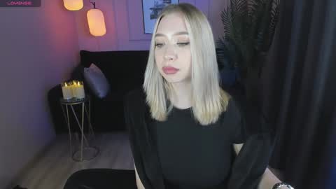 Annabelle online show from 12/08/24, 04:18