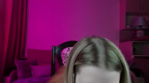 Annabelle online show from 02/13/25, 05:37