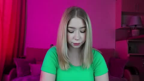 Annabelle online show from 02/13/25, 08:38