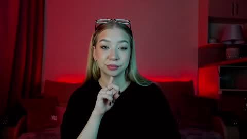 Annabelle online show from 02/23/25, 02:25