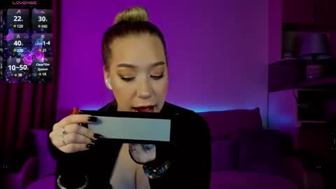 Annabelle online show from 02/27/25, 02:54