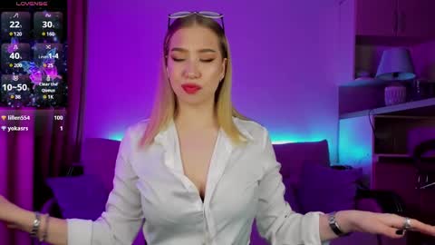 Annabelle online show from 02/28/25, 06:31