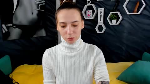 annabishop online show from 02/11/25, 03:18