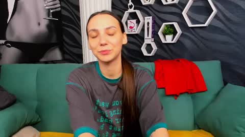 annabishop online show from 02/19/25, 06:11