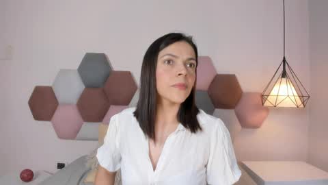 Snapshot of annabrookks chatting on 04/10/26, 12:05 AnnaBrooks online show from 04/10/26, 12:05