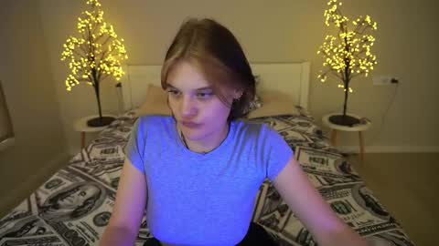 Anna online show from 09/12/25, 01:00