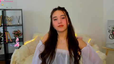 Snapshot of annaelfi chatting on 03/08/25, 02:45 Anna online show from 03/08/25, 02:45