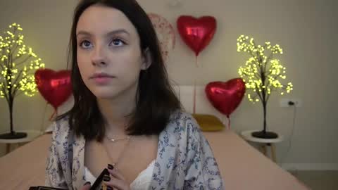 Snapshot of annaelys chatting on 02/13/25, 07:35 Anna online show from 02/13/25, 07:35