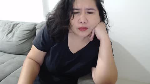 Anna online show from 02/02/25, 03:17