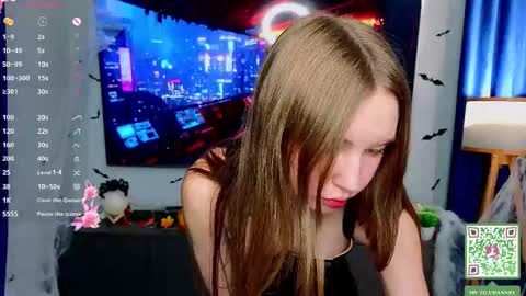 Holly Molly Im Polly online show from 11/22/25, 07:02