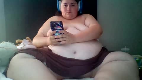 Snapshot of annaoftherealms chatting on 06/28/26, 03:56 annaoftherealms online show from 06/28/26, 03:56