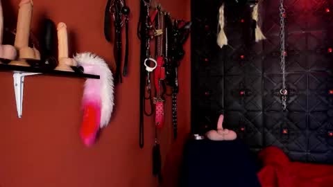  Annavi  online show from 12/02/25, 07:20