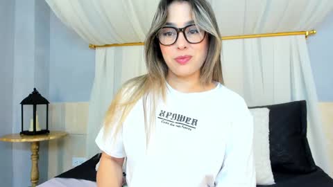 Anna Victoria online show from 12/11/24, 12:02