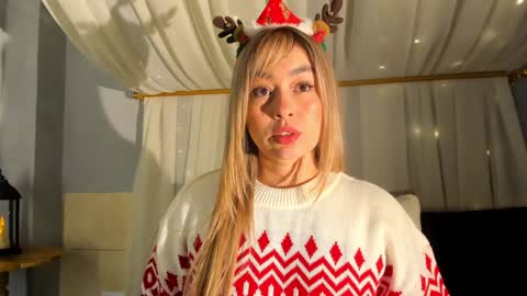 Anna Victoria online show from 12/18/24, 03:37