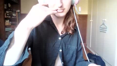 annavie online show from 10/19/25, 12:33