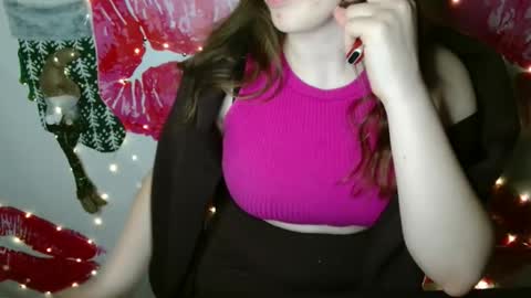 Snapshot of annbelll chatting on 11/01/25, 07:27 Bella online show from 11/01/25, 07:27