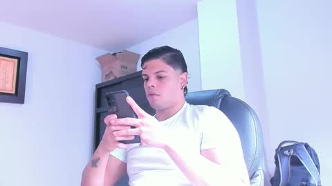 Anndy Hardy online show from 01/05/25, 01:58