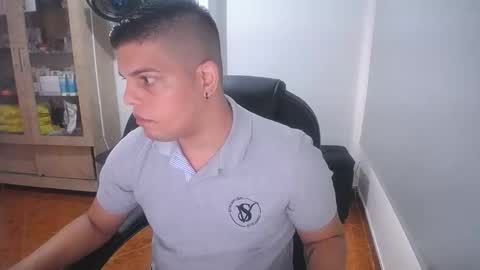 Anndy Hardy online show from 09/17/25, 08:32