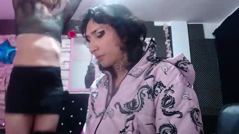 Snapshot of anne_castle86 chatting on 10/10/25, 04:33 Anne online show from 10/10/25, 04:33