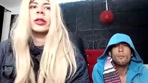 Snapshot of anne_castle86 chatting on 10/21/25, 06:47 Anne online show from 10/21/25, 06:47