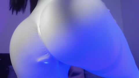 Anne  online show from 10/04/25, 07:39