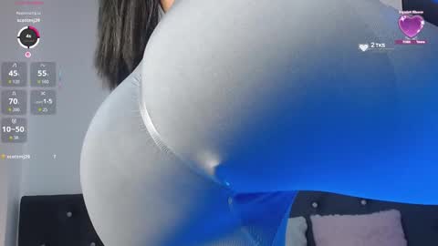 Snapshot of anne_colucci chatting on 12/01/25, 07:35 Anne online show from 12/01/25, 07:35