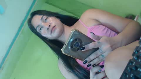 anne_hotaway online show from 06/14/26, 06:59