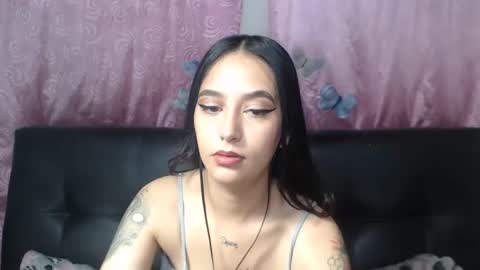 Snapshot of anne_jm chatting on 12/19/24, 02:56 Anne online show from 12/19/24, 02:56