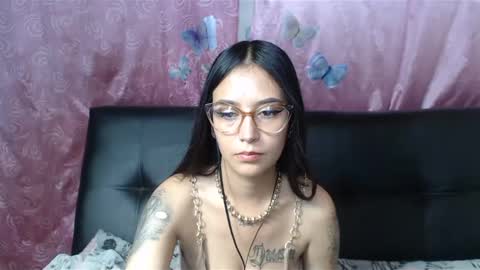 Snapshot of anne_jm chatting on 01/16/25, 12:55 Anne online show from 01/16/25, 12:55