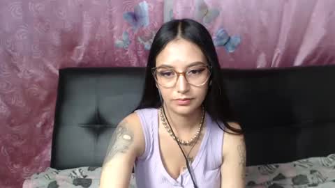 Snapshot of anne_jm chatting on 01/17/25, 02:08 Anne online show from 01/17/25, 02:08