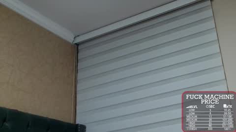       online show from 11/10/25, 12:53