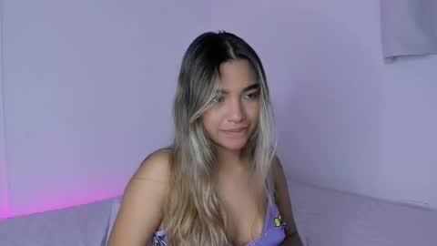 Anne online show from 10/28/25, 04:27