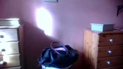 annecharlie online show from 07/27/26, 06:53