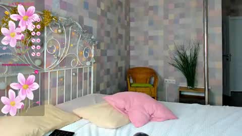 Anne online show from 12/22/24, 01:34