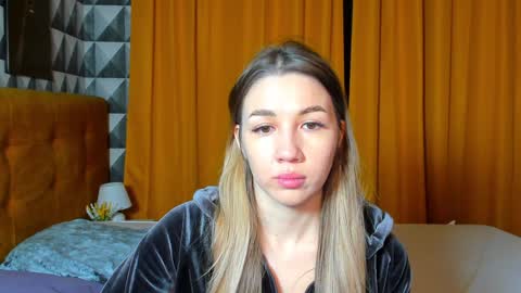 Anne online show from 01/17/25, 01:04