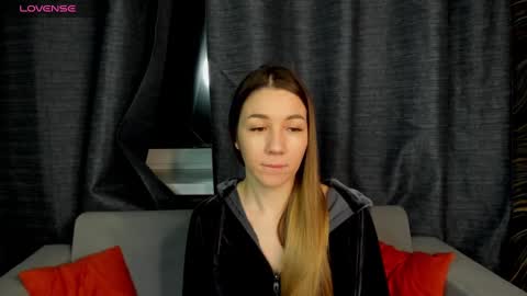 Anne online show from 01/21/25, 01:18