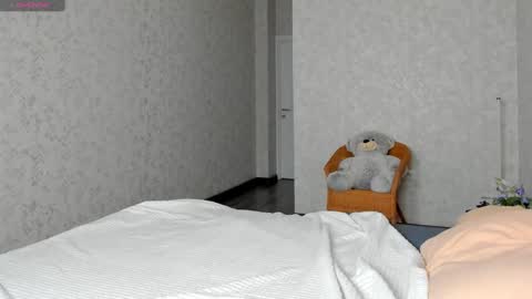 Anne online show from 03/11/25, 01:26