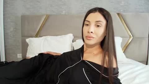 Snapshot of annehotxxx chatting on 03/18/26, 10:29 AnneHotxxx online show from 03/18/26, 10:29
